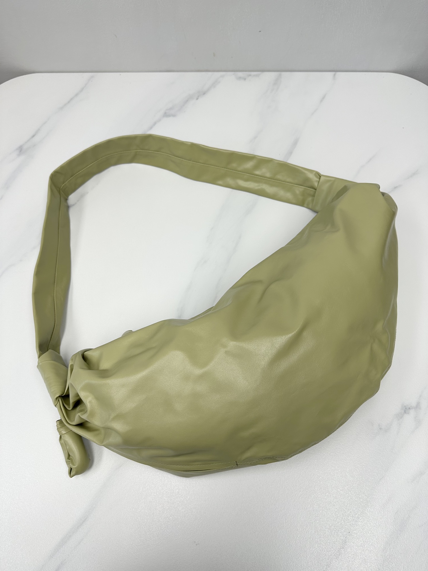 Large Soft Croissant Paper Leather Bag – LEMAIRE