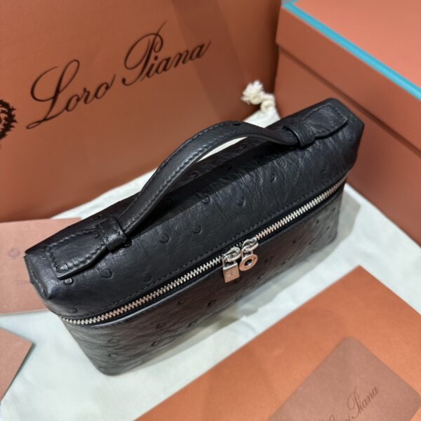 Extra Pocket L27 Ostrich Leather Whisper black- Loro Piana