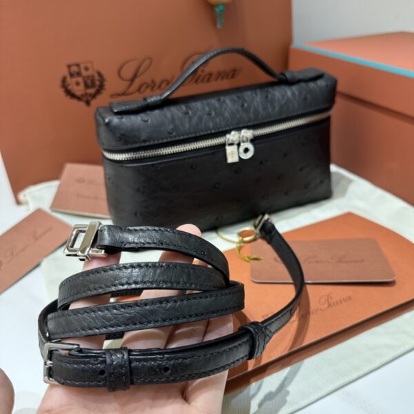 Extra Pocket L27 Ostrich Leather Whisper black- Loro Piana