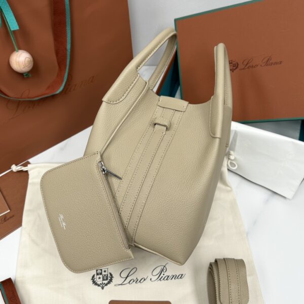 Bale Micro leather crossbody bag in beige - Loro Piana |