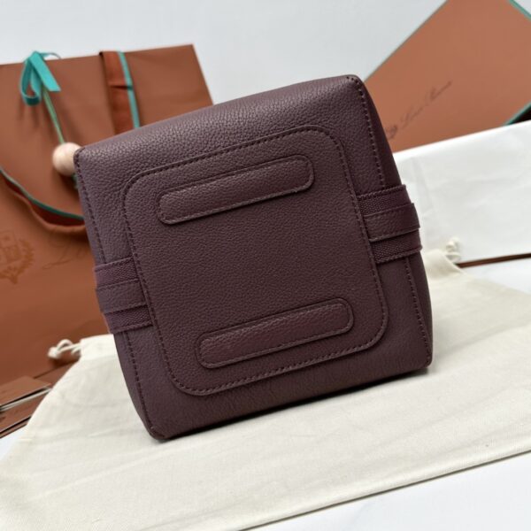 Loro Piana Burgundy Leather Veilback Small bag Loro Piana |