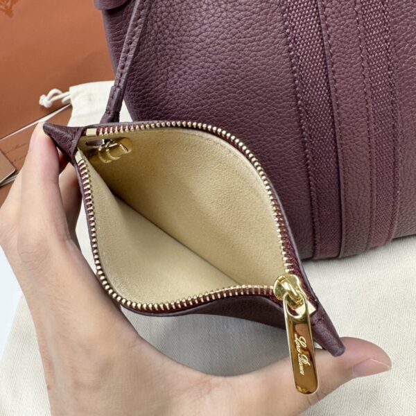 Loro Piana Burgundy Leather Veilback Small bag Loro Piana |