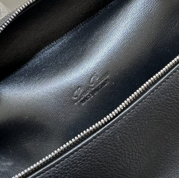 Loro Piana Extra Pocket backpack L23.5 - Grained Calfskin black