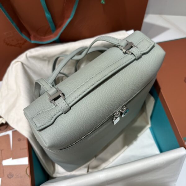 Loro Piana Extra Pocket backpack L23.5 - Grained Calfskin blue