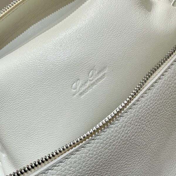 Delvaux Extra Pocket backpack L23.5 - Grained Calfskin white