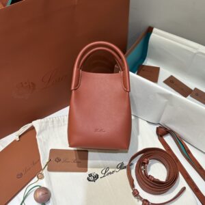 Loro Piana Small Bale bag Smooth Calfskin Deep Kummel | Loro Piana