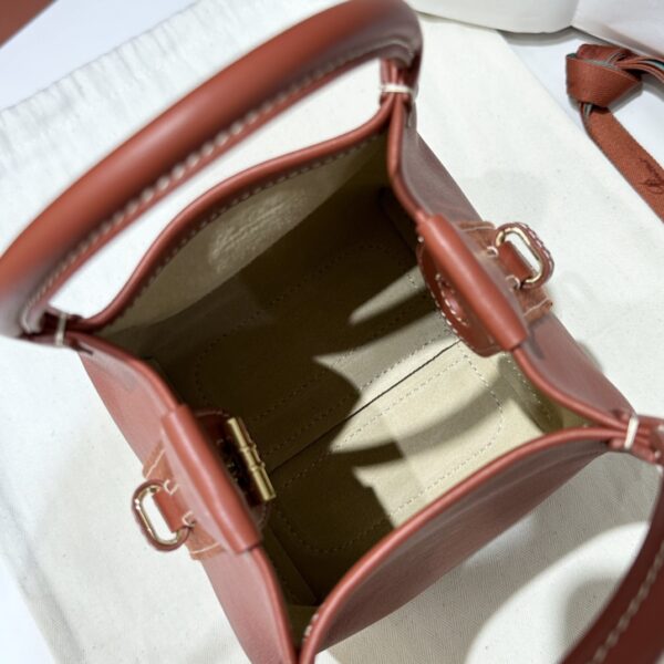 Loro Piana Small Bale bag Smooth Calfskin Deep Kummel | Loro Piana