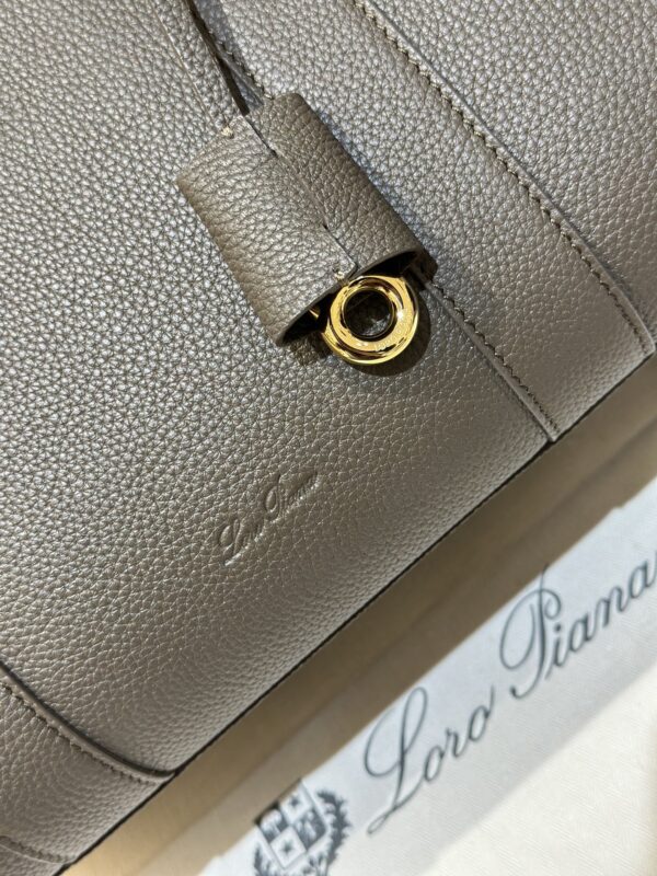 Loro Piana Loom bag L32 Grained Calfskin Whisper brown| Loro Piana