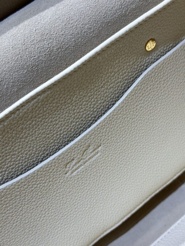 Loro Piana Loom bag L32 Grained Calfskin Whisper White | Loro Piana