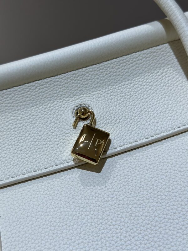 Loro Piana Loom bag L32 Grained Calfskin Whisper White | Loro Piana