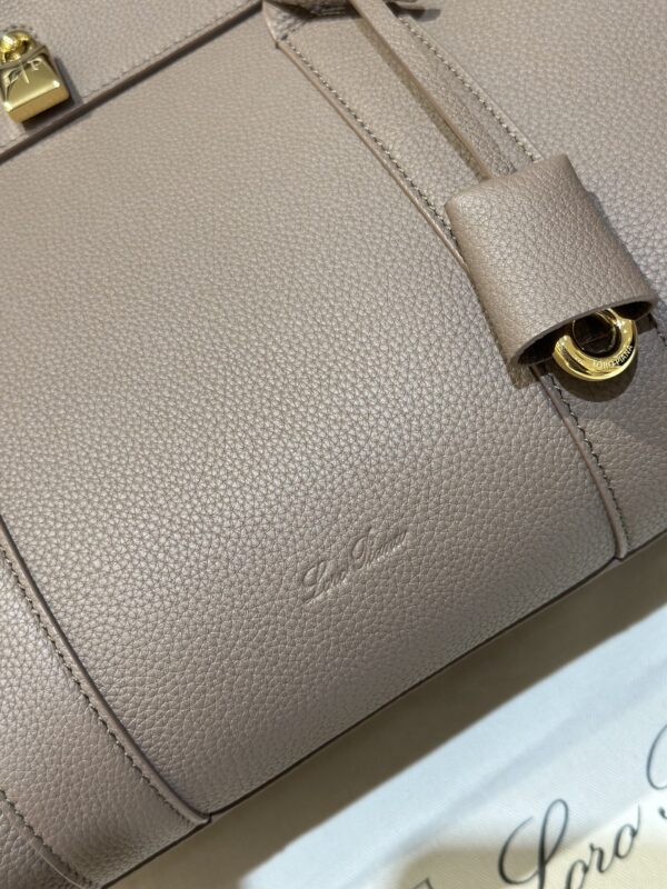 Loro Piana Loom bag L32 Smooth Calfskin brown | Loro Piana CY
