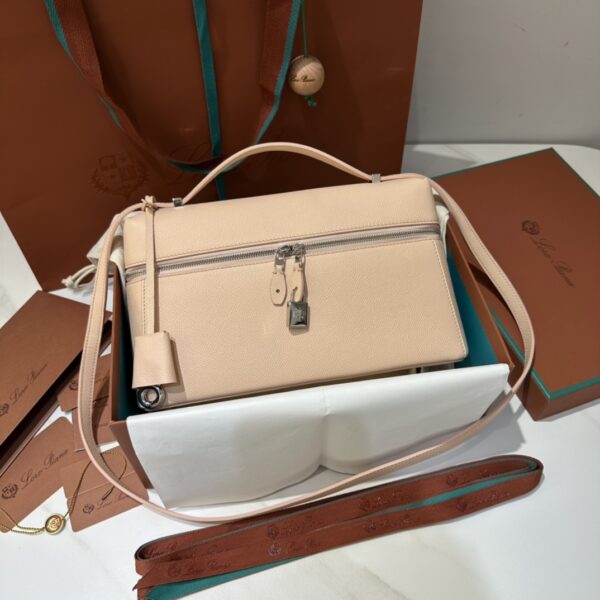 Extra bag L27 leather shoulder bag in pink