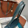 Extra bag L27 leather shoulder bag in  dark green