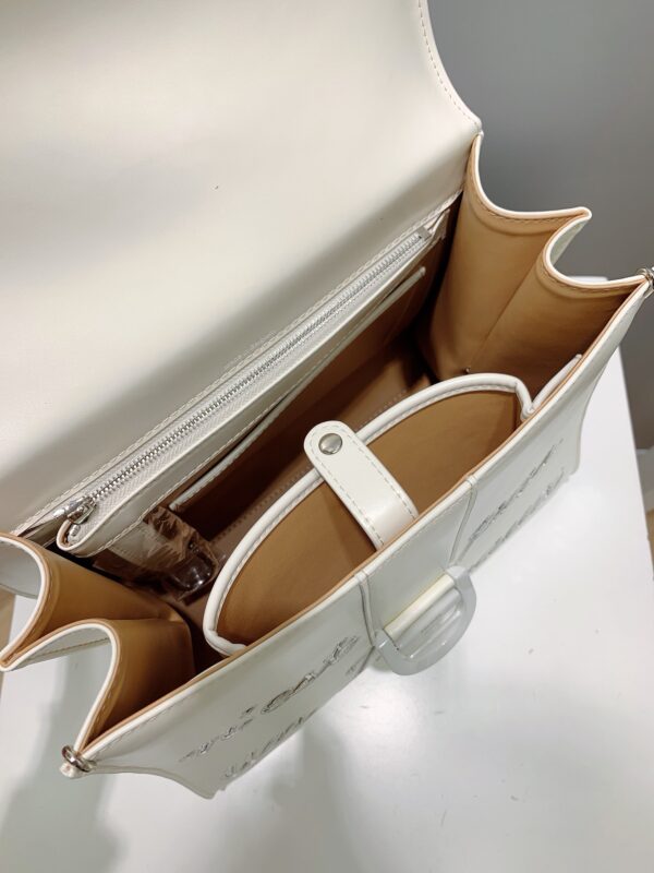 Brillant leather handbag Delvaux White in Leather -