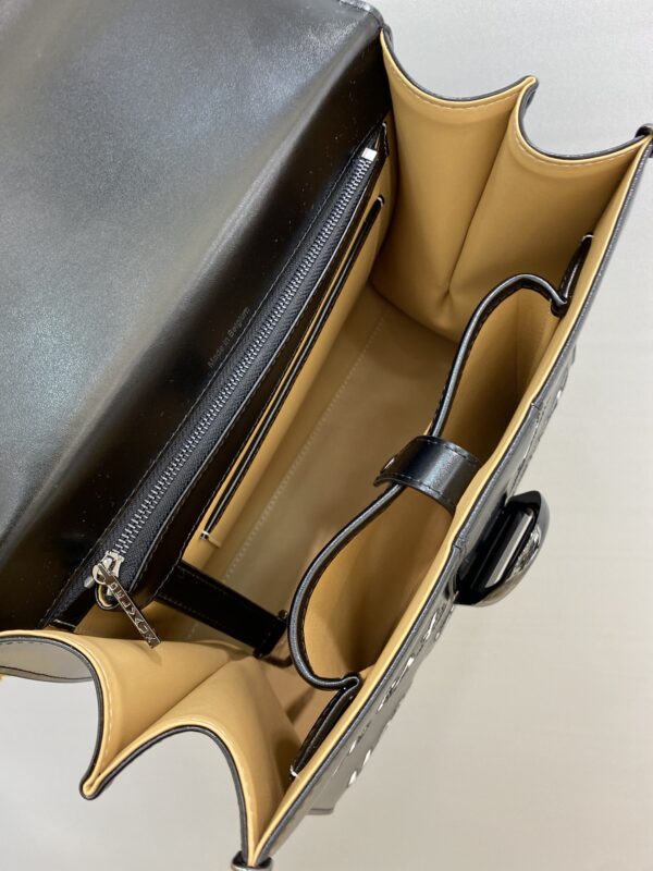 Brillant leather handbag Delvaux Black in Leather -