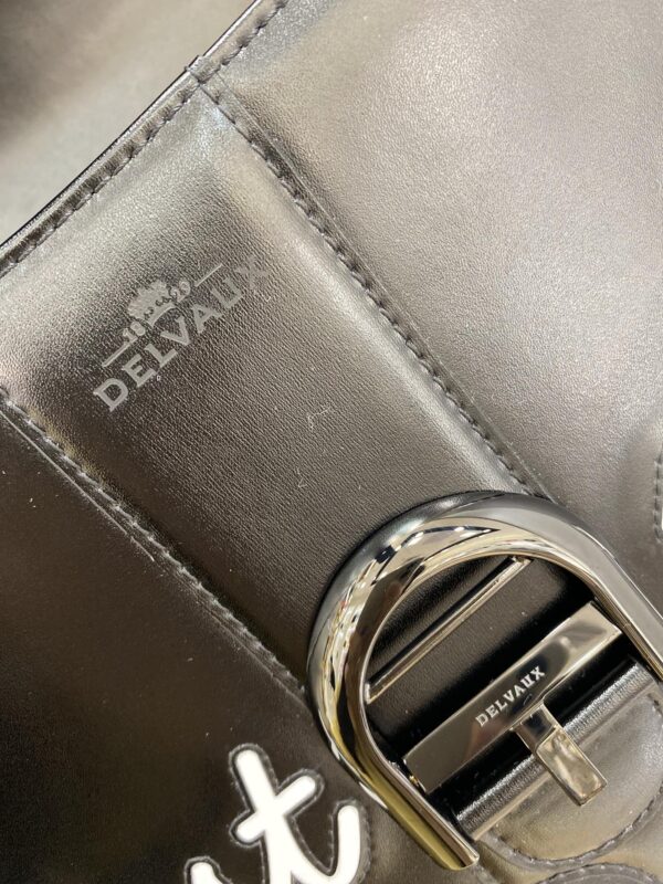 Brillant leather handbag Delvaux Black in Leather -