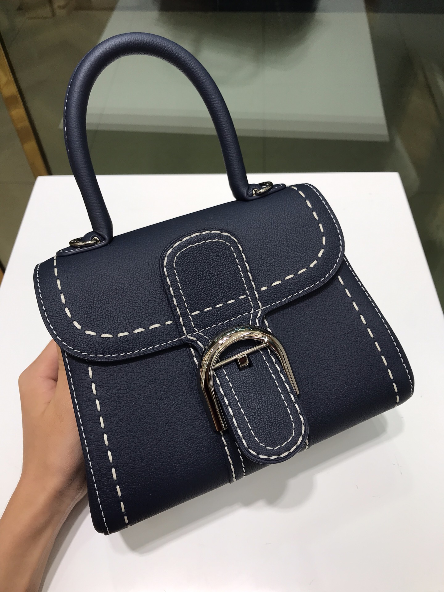 Brillant leather handbag Delvaux BLUE NAVY in Leather –