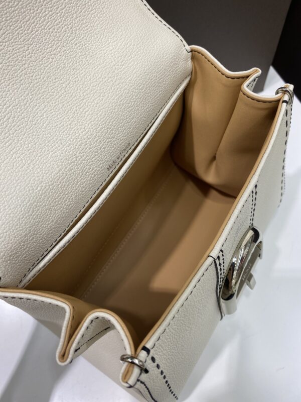 Brillant leather handbag Delvaux White in Leather -