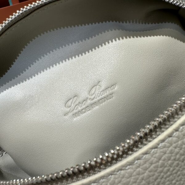 Extra pocket leather handbag Loro Piana White in Leather