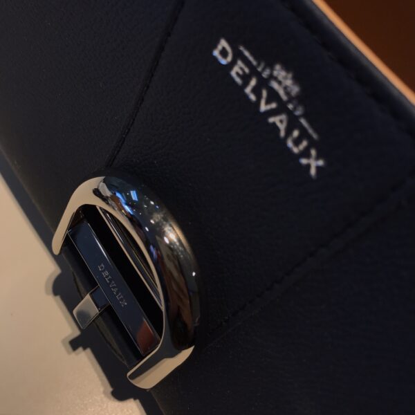 Brillant leather handbag Delvaux bag blue navy