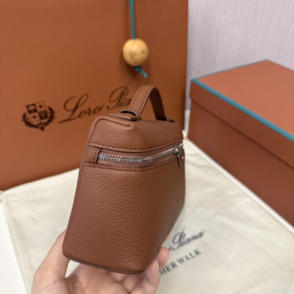 Loro Piana Women Extra Pocket Pouch L19 in Ostrich BAG BROWN Leather-Maroon Delvaux 02499