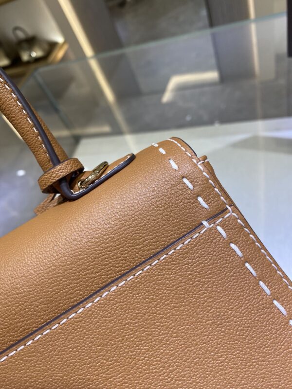 Delvaux Delvaux Delvaux Leather Handbag Brown