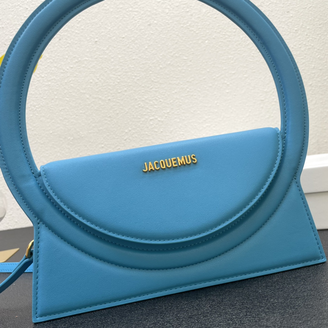 Jacquemus Le Sac Rond Leather Shoulder Bag In Blue