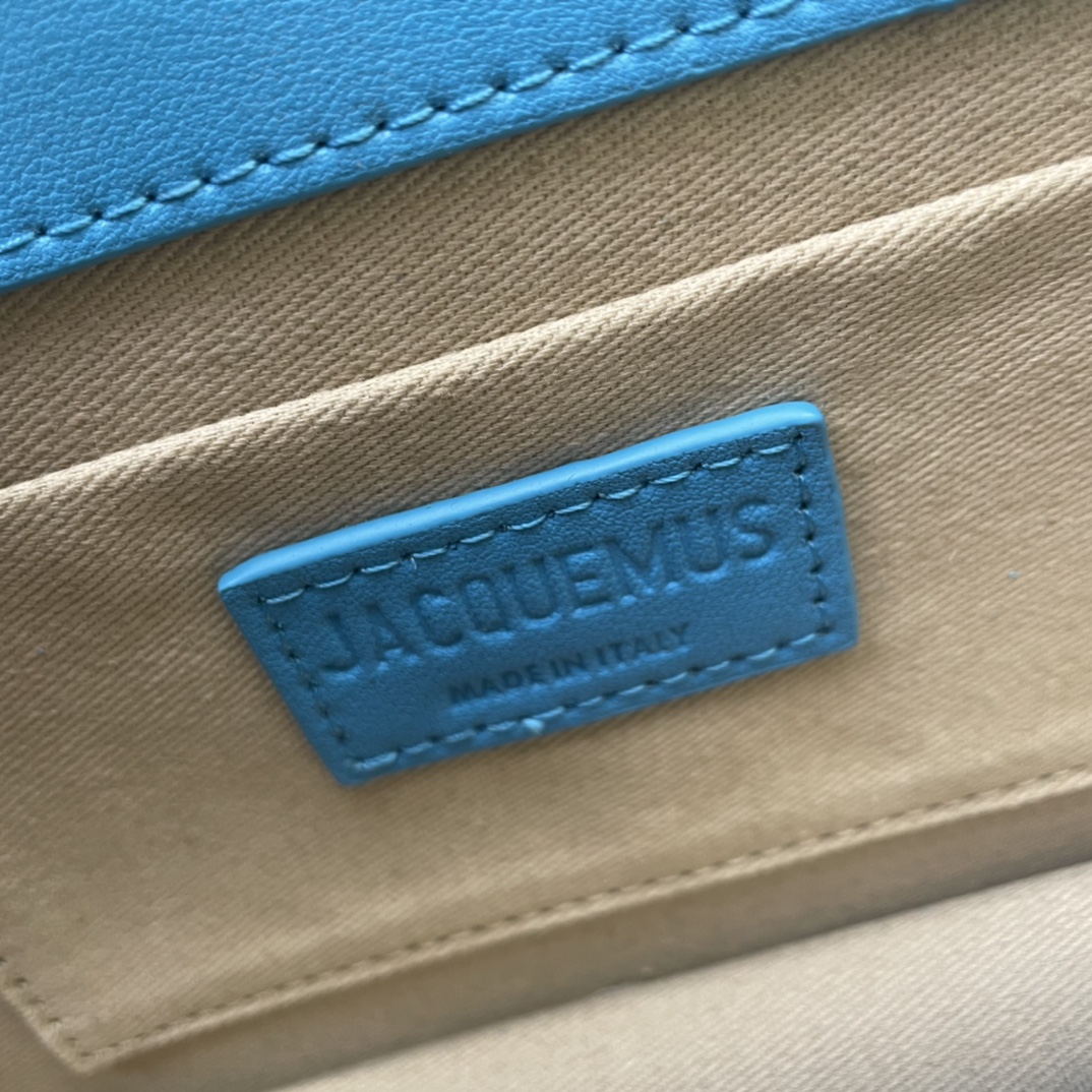 Jacquemus Le Sac Rond Leather Shoulder Bag In Blue