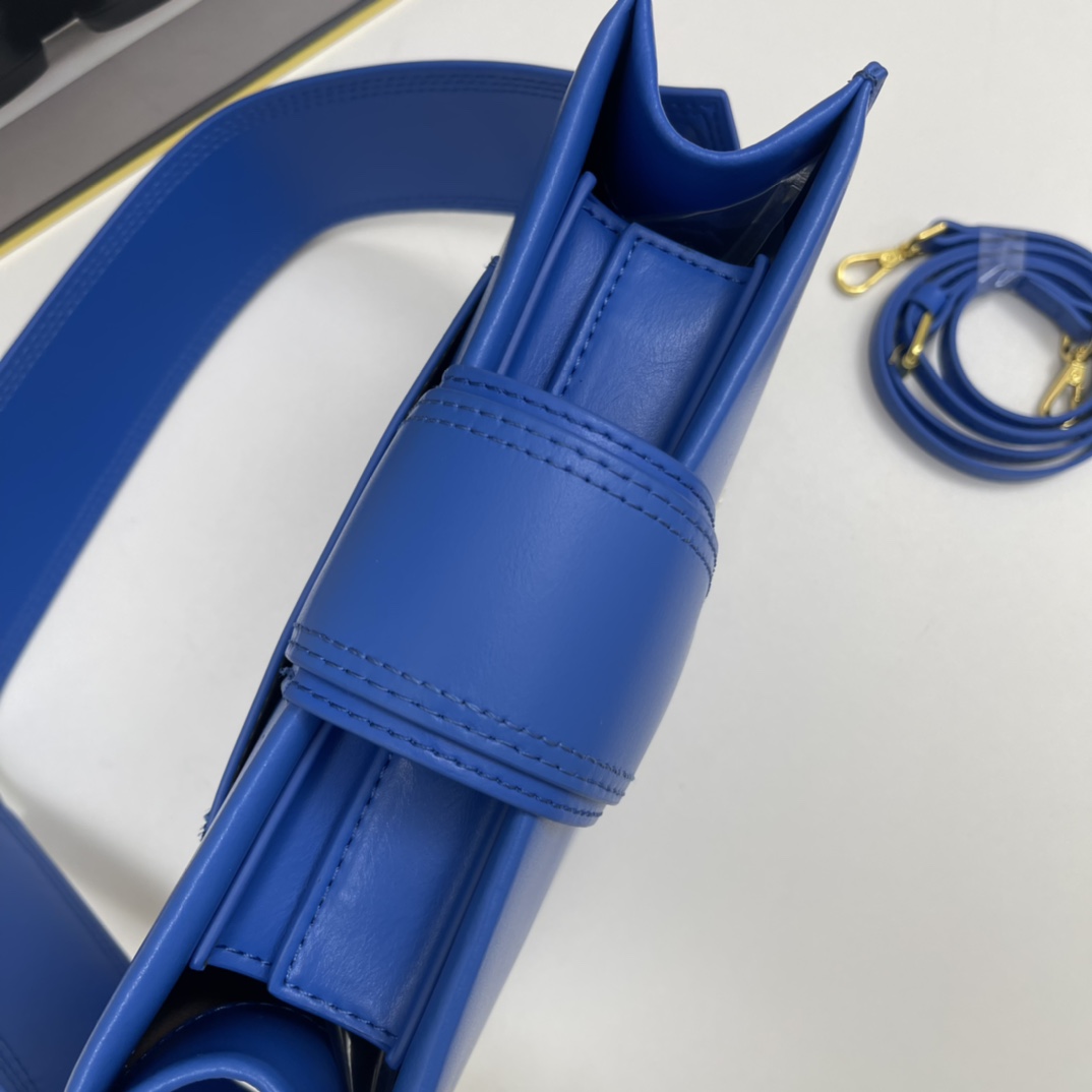Jacquemus Blue Leather Le Bambino 24 Shoulder Bag