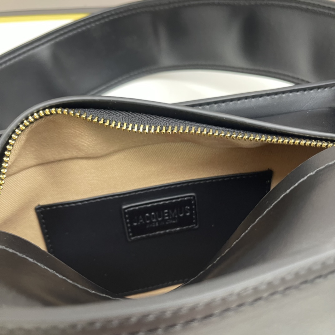 Jacquemus Le Rectangle Tote Bag | black |