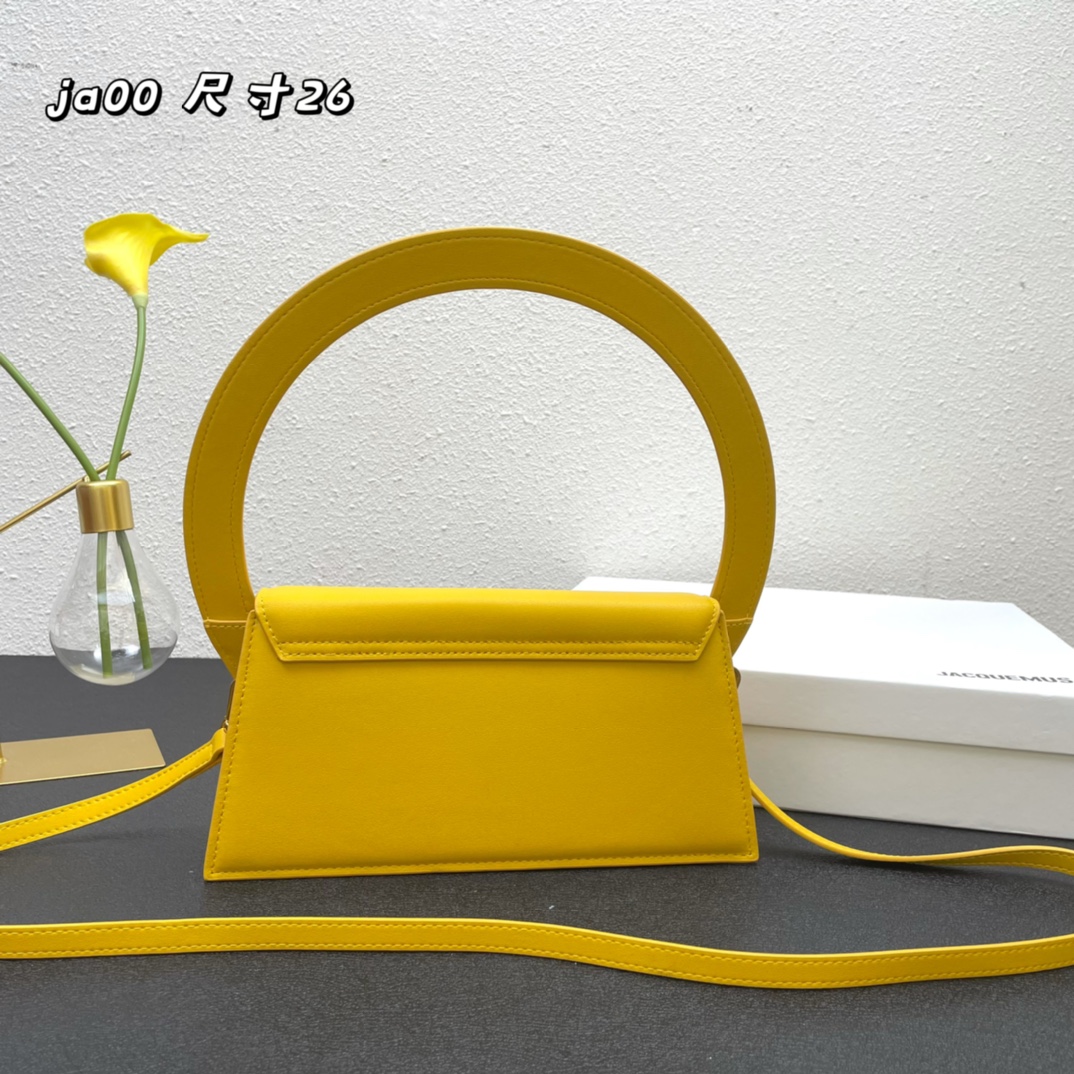 Jacquemus Le Sac Rond Leather Shoulder Bag In yellow