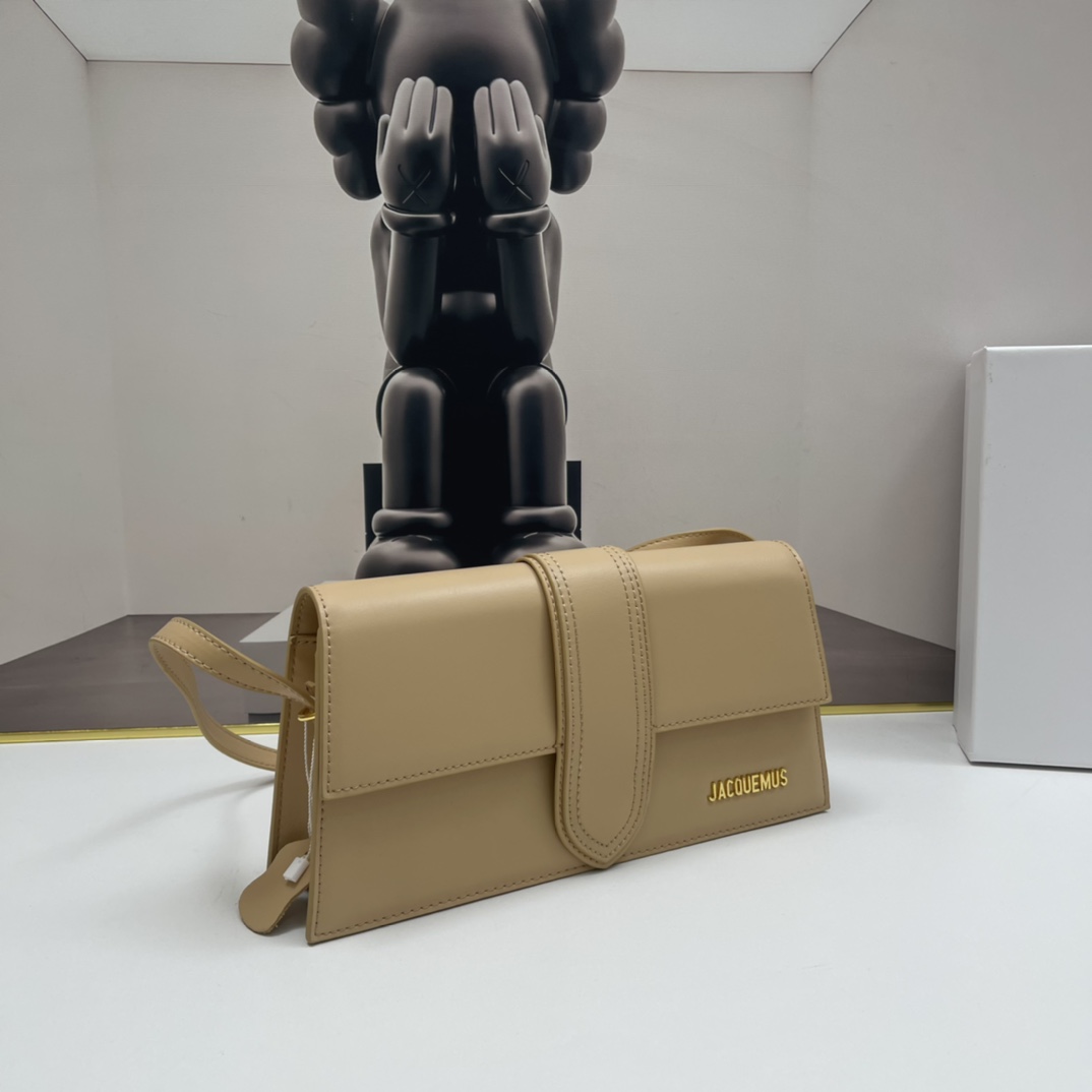 Jacquemus Le Bambino Leather Shoulder Bag in Brown -