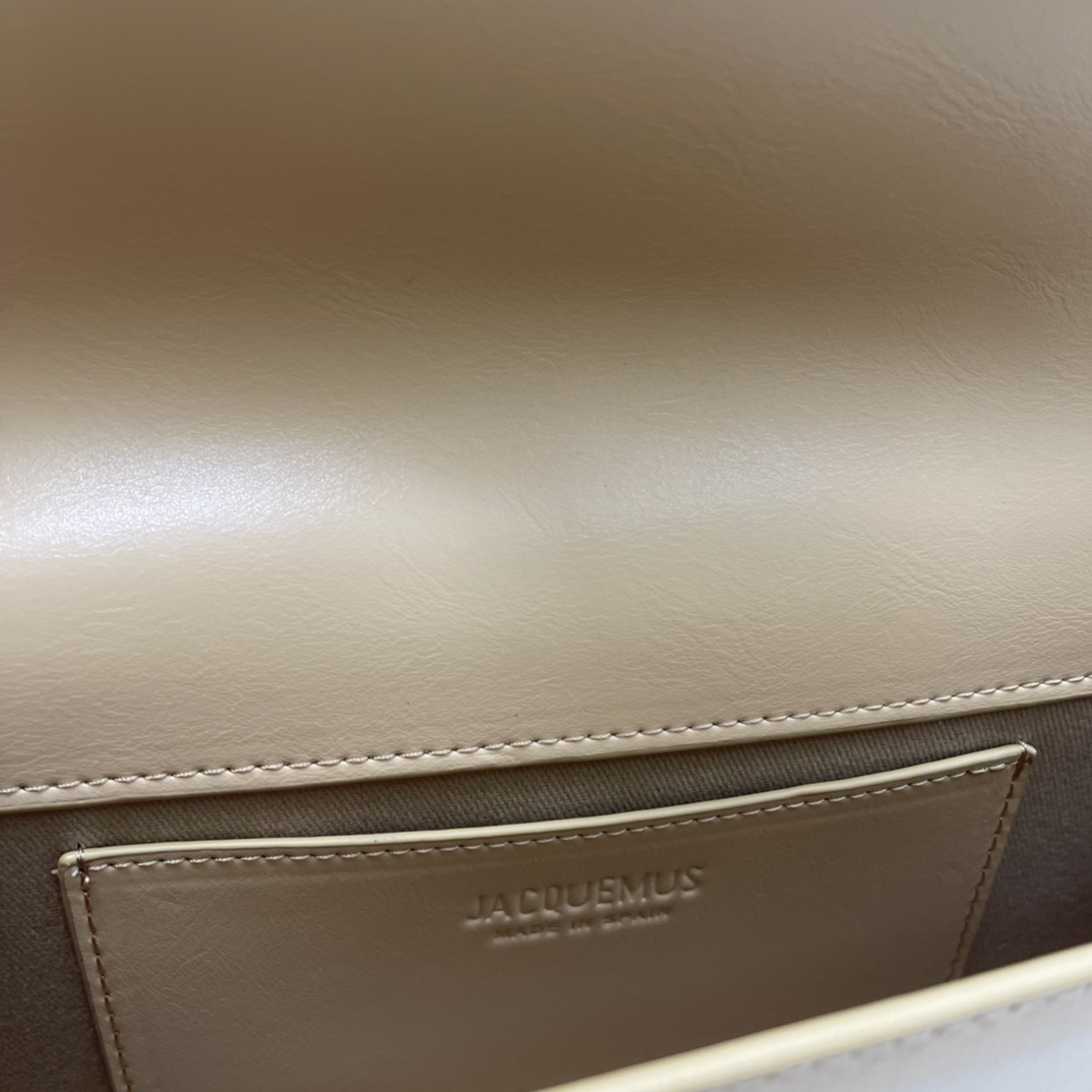 Jacquemus Le Bambino Leather Shoulder Bag in Brown -