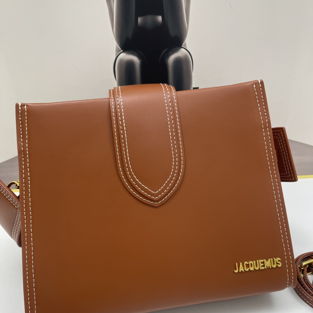 Jacquemus brown Leather Le Bambino 24 Shoulder Bag
