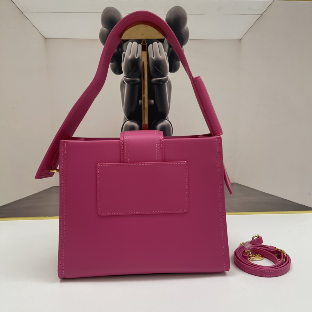 Jacquemus pink Leather Le Bambino 24 Shoulder Bag
