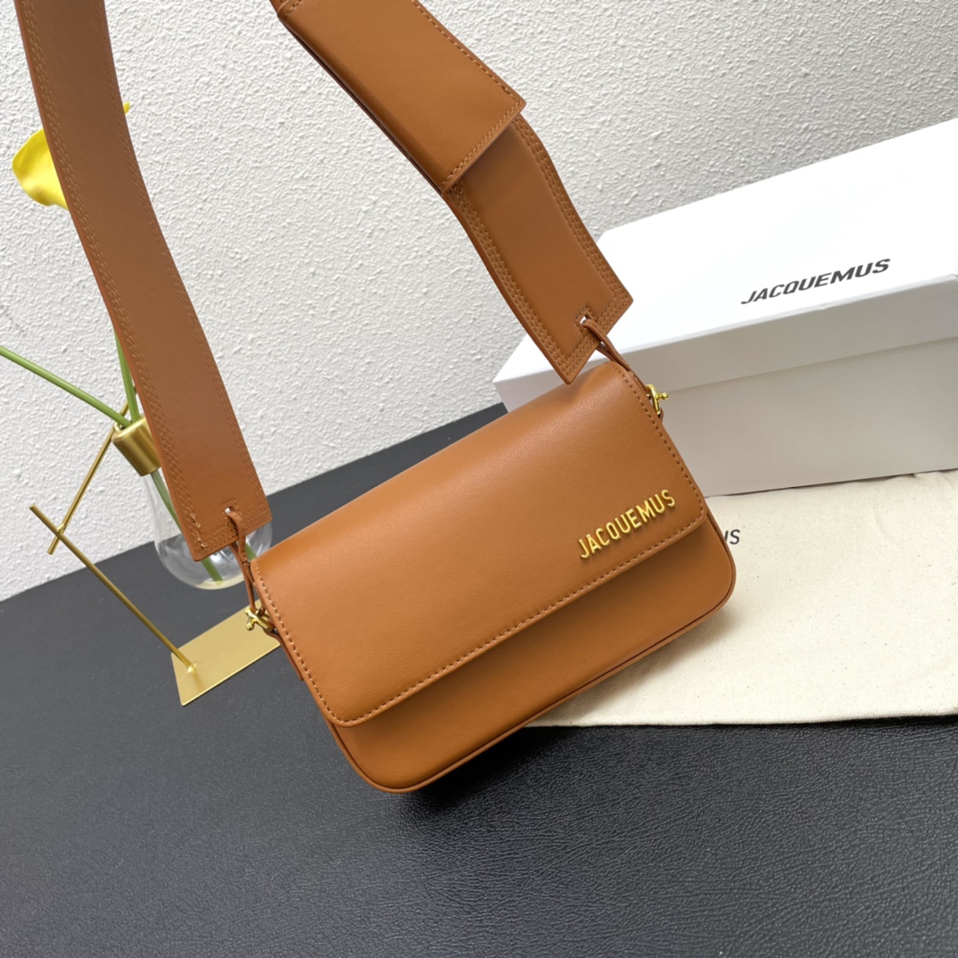 Jacquemus Le Chiquito Long Tote Bag | Brown
