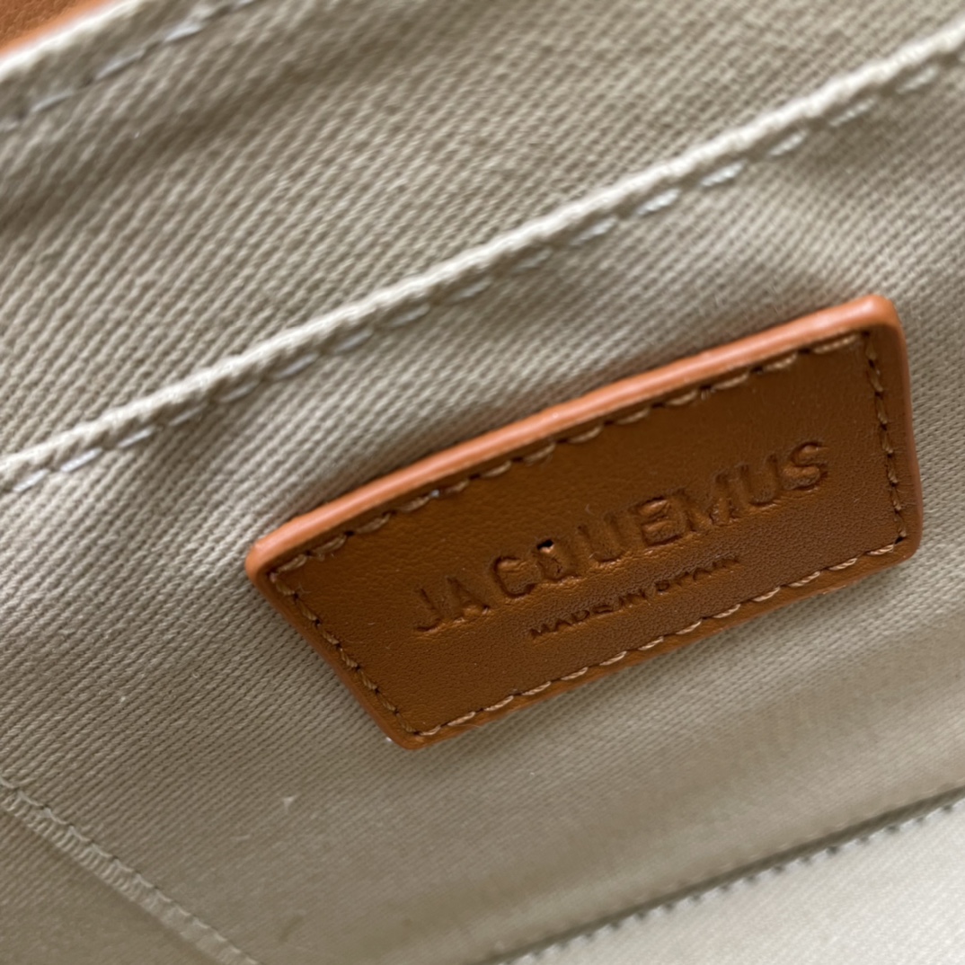Jacquemus Le Chiquito Long Tote Bag | Brown