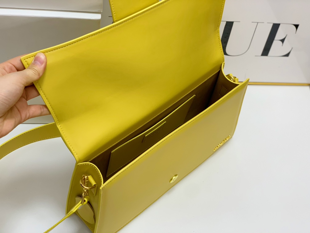 JACQUEMUS LE GRAND BAMBINO yellow