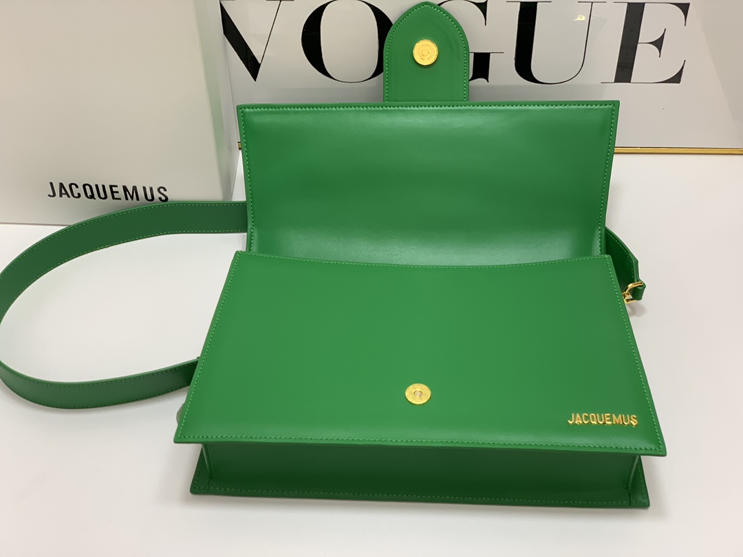 JACQUEMUS LE GRAND BAMBINO green