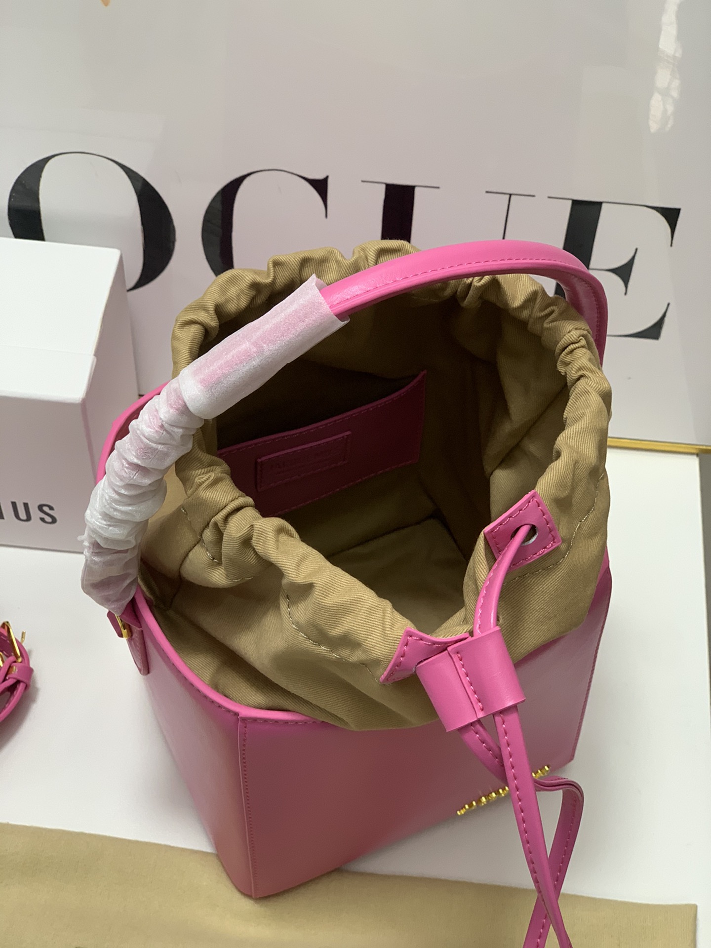Jacquemus pink Leather Le Seau Carre Bucket Ba