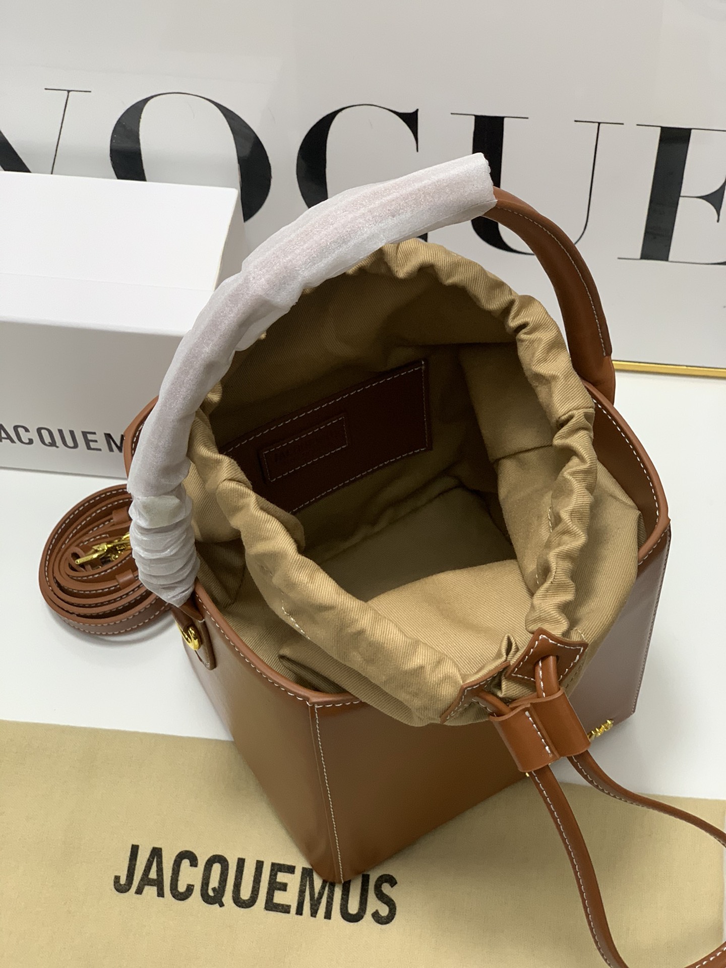 Jacquemus Brown Leather Le Seau Carre Bucket Ba