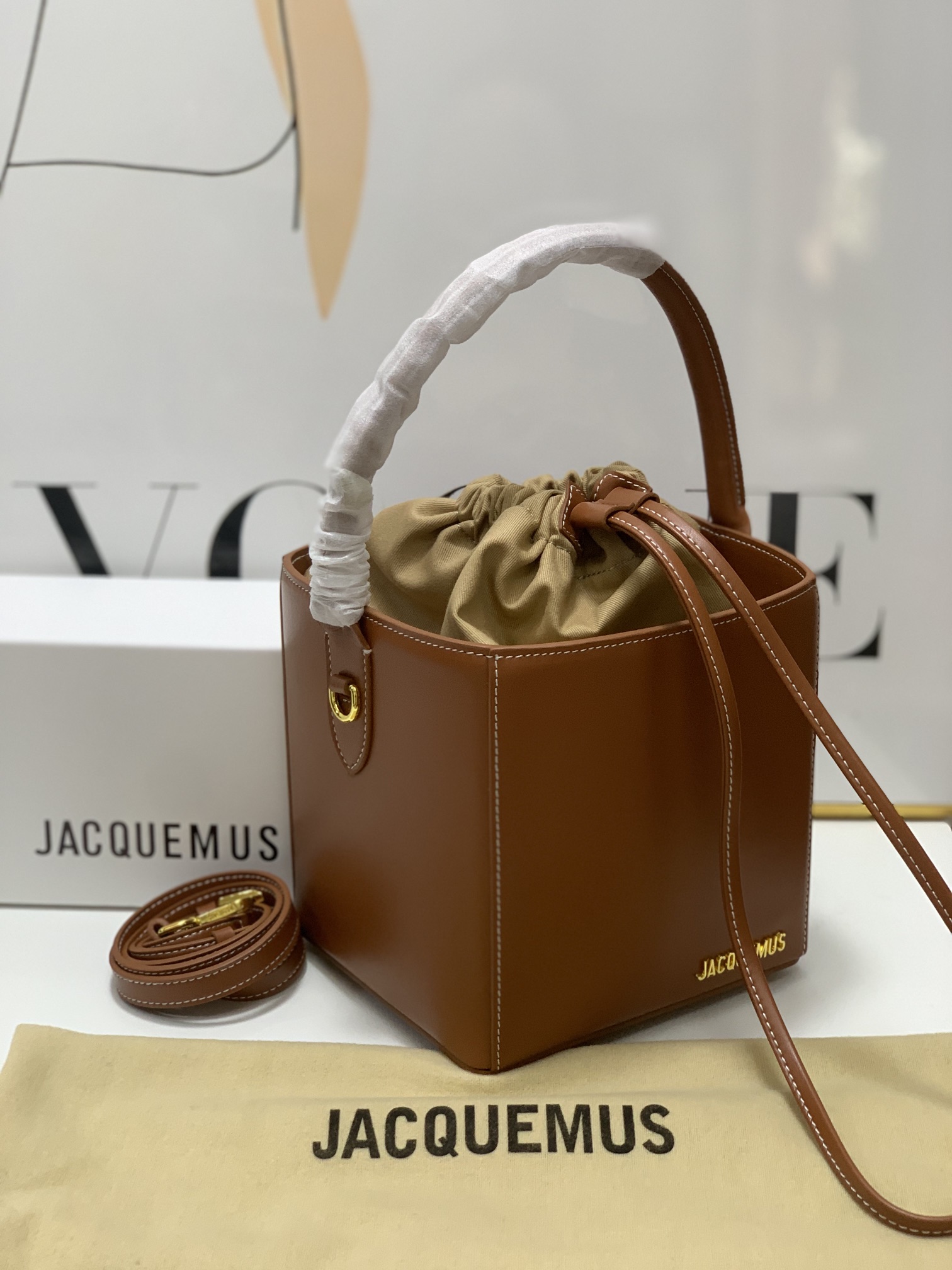Jacquemus Brown Leather Le Seau Carre Bucket Ba