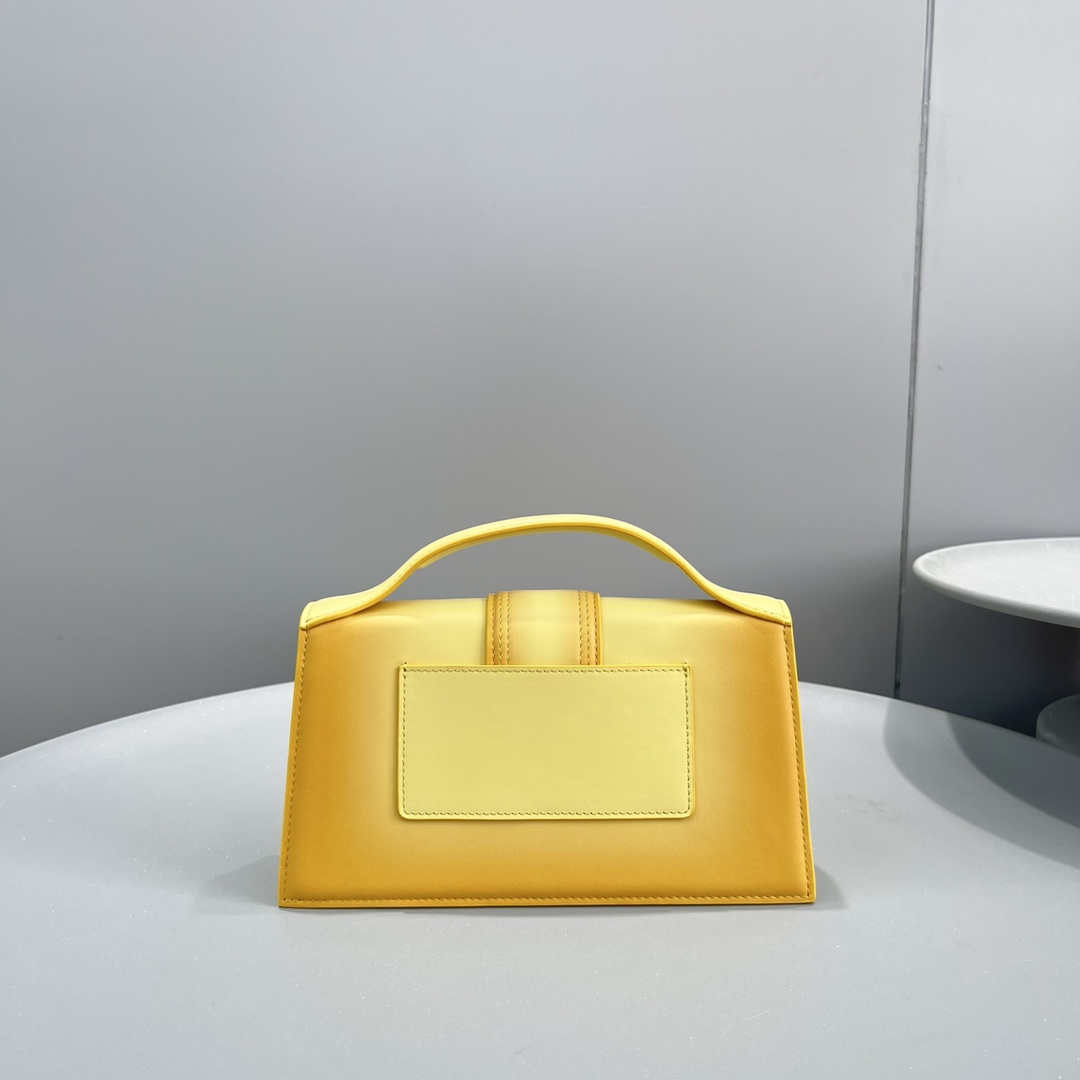 JACQUEMUS Smooth Calfskin Le Bambino Dark light Yellow