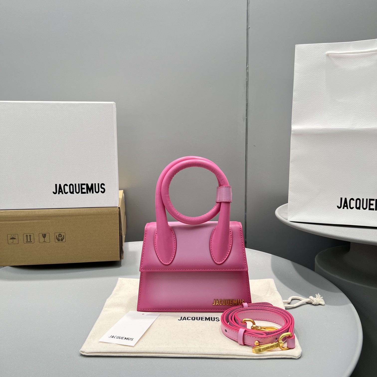 Jacquemus Le Chiquito Moyen Tote Bag |light Pink
