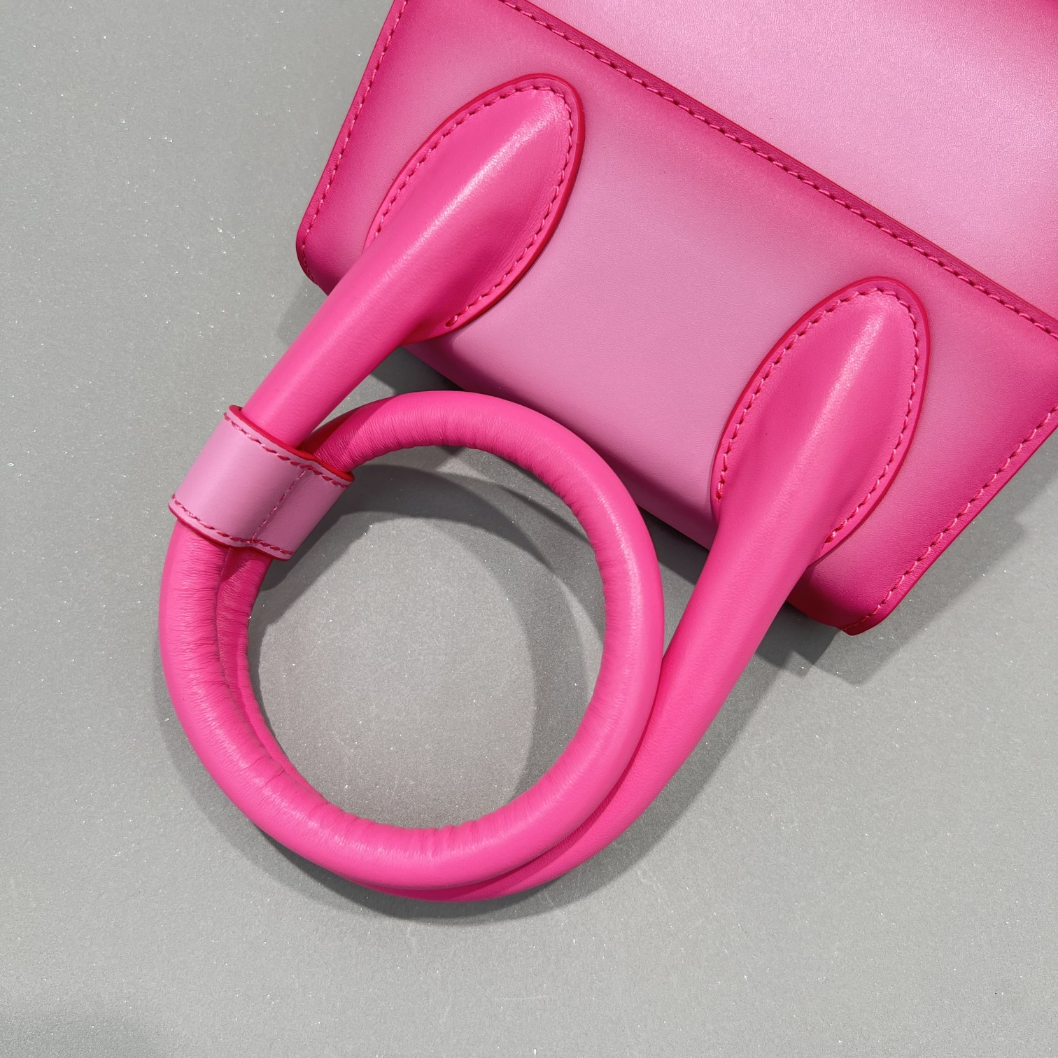 Jacquemus Le Chiquito Noeud Neon lightPink –