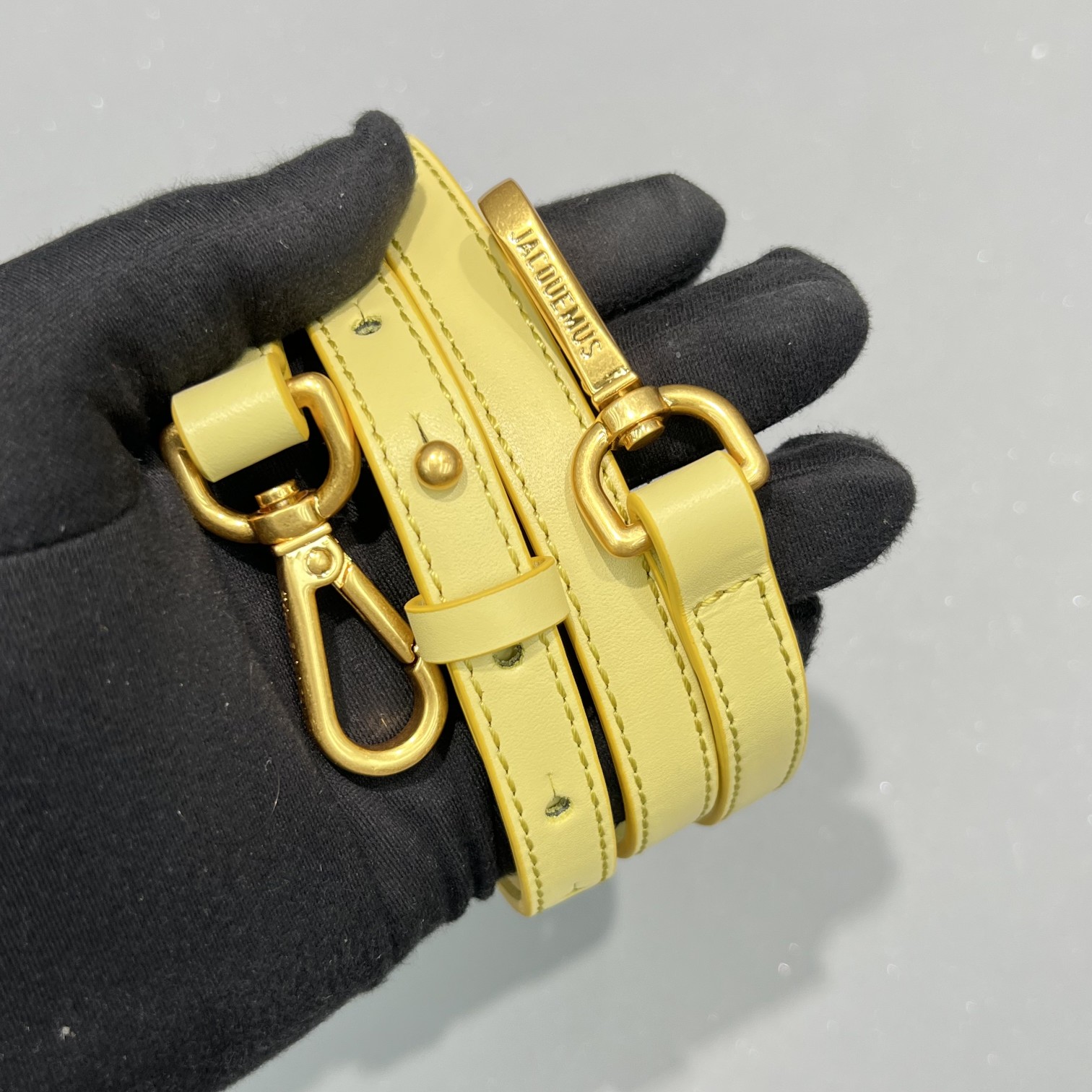 bag Jacquemus Le Chiquito Noeud 'Yellow' 213BA005-