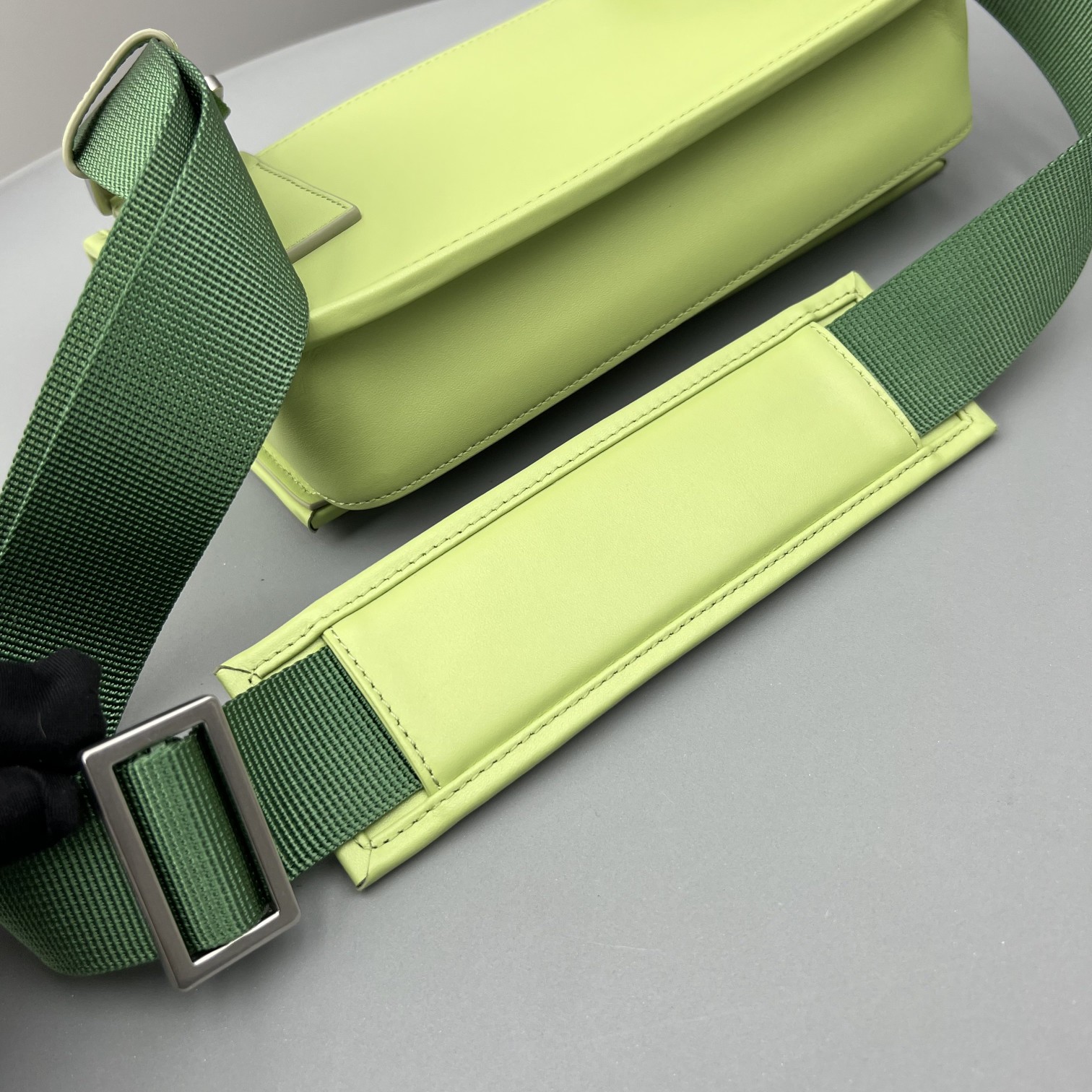 Leather satchel Jacquemus Green in Leather - 46298987