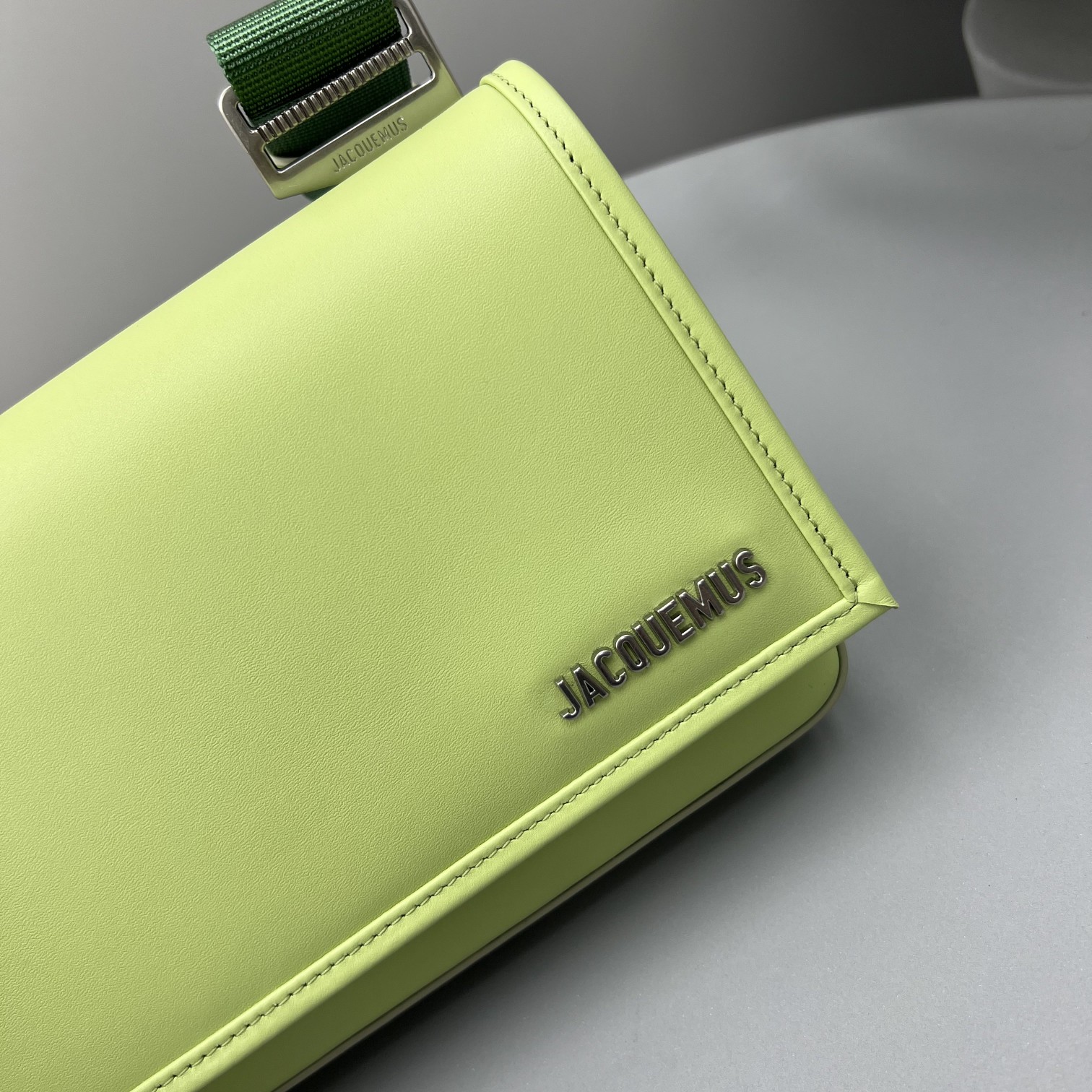 Leather satchel Jacquemus Green in Leather - 46298987