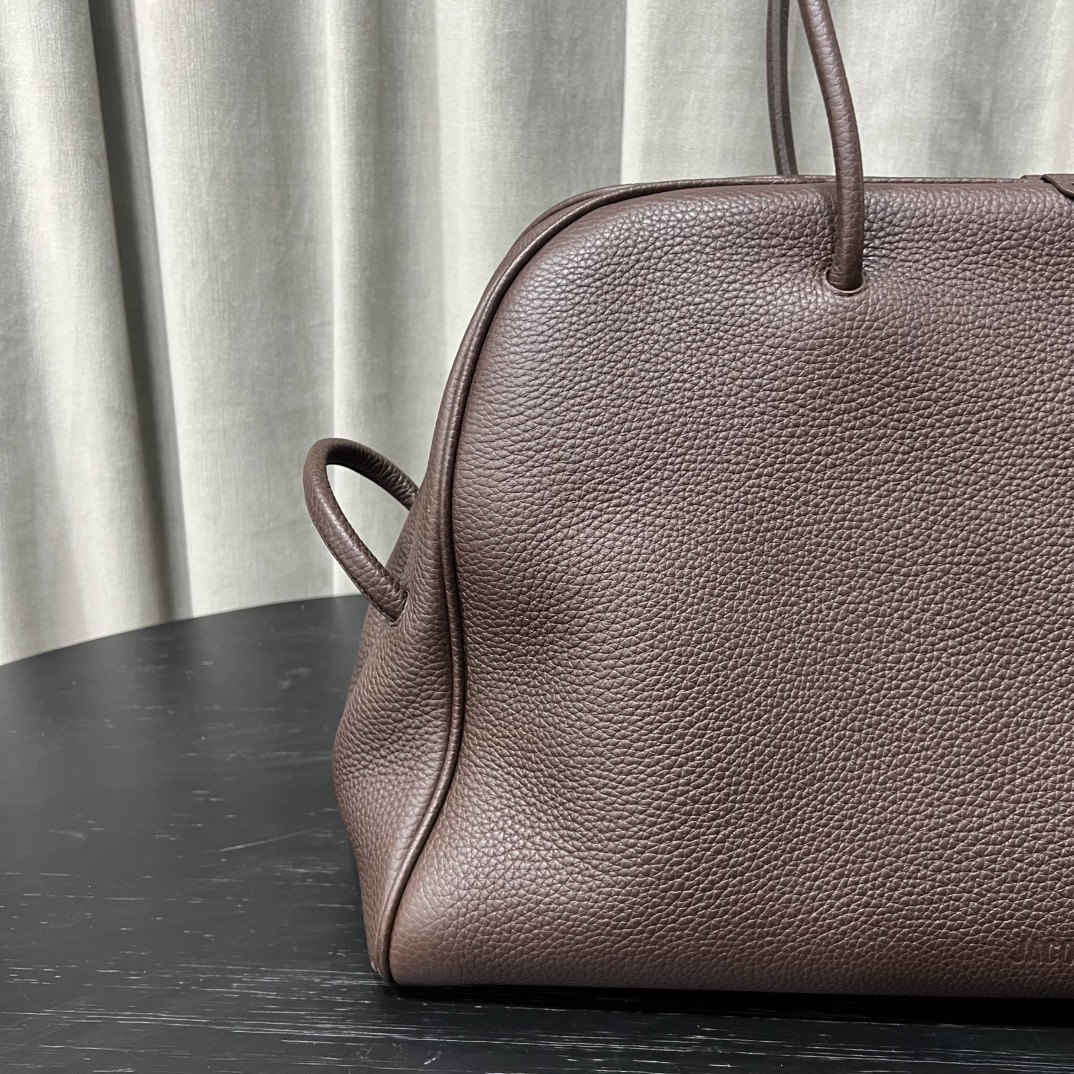 Jacquemus Le Grand Turismo Duffle Bag | Brown |