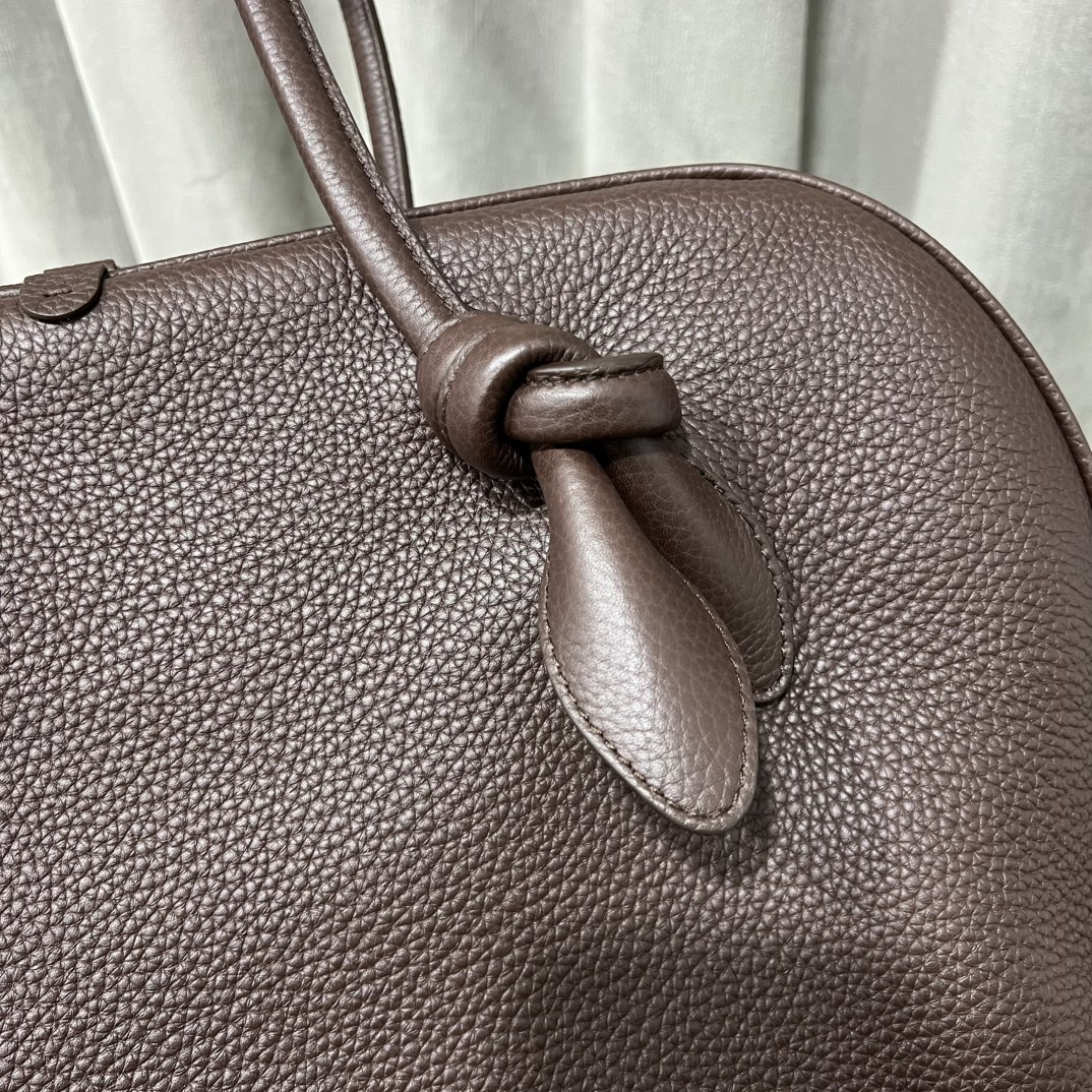 Jacquemus Le Grand Turismo Duffle Bag | Brown |